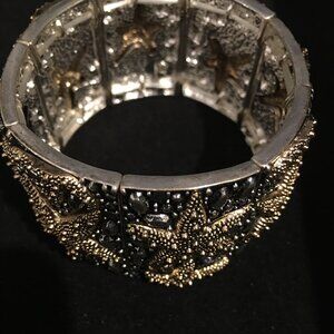 Starfish Costume Jewelry Bracelet - Gorgeous  Dr21